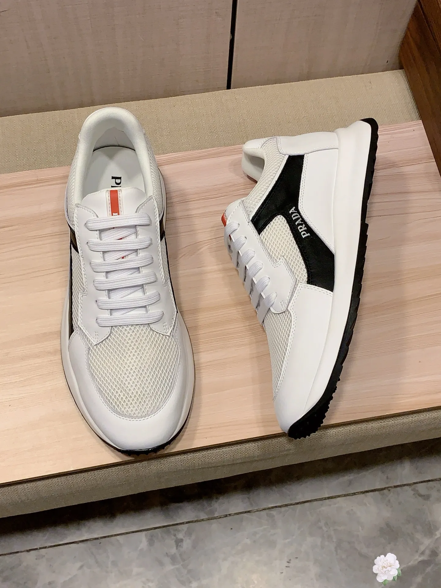 Men's shoes 💰460💰💰🎩🎩[Lightning][Lightning] "Prada PRADA*" latest hot style casual shoes, top brand [seduce] luxury~purchase, top~quality. [Strong] The upper is made of imported breathable cowhide with material ➕ breathable sheepskin feet (•) and fine workmanship. The original stylish and stylish soft rubber wear-resistant and non-slip outsole is light and comfortable on the feet. The real thing looks better when photographed in person. 0121: code: 38-44, 4️⃣ colors selected